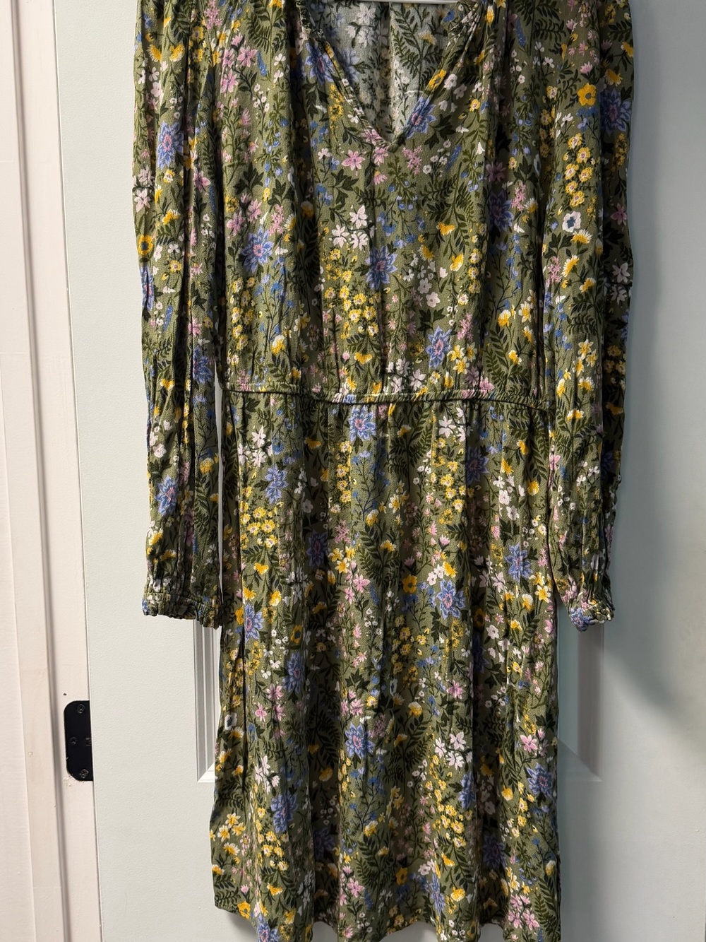 Old Navy Olive Green Floral Long Sleeve Dress